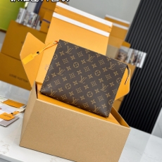 LV Clutch Bags